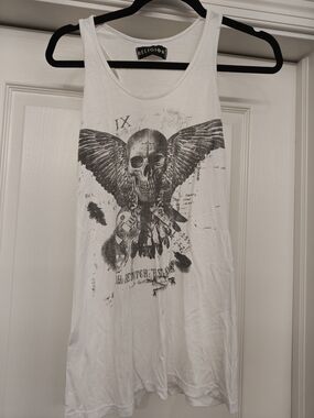 Y2K Vintage Women's White Graphic Skull Wing Tank